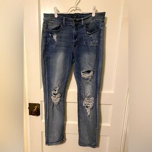 Judy Blue distressed boyfriend fit jeans